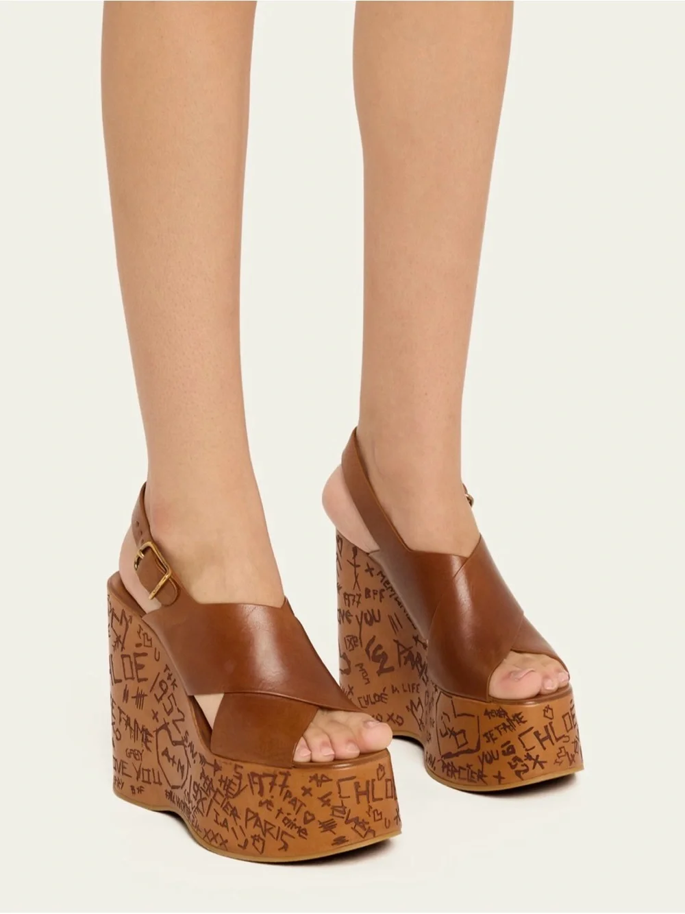 ✨ CHLOE Maxime Leather Crisscross Platform Sandals $1,250